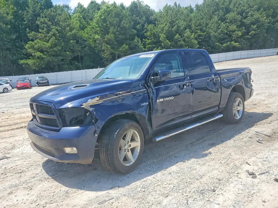 2012 DODGE Ram