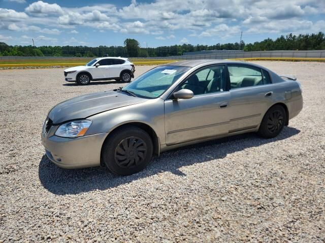 2005 NISSAN Altima