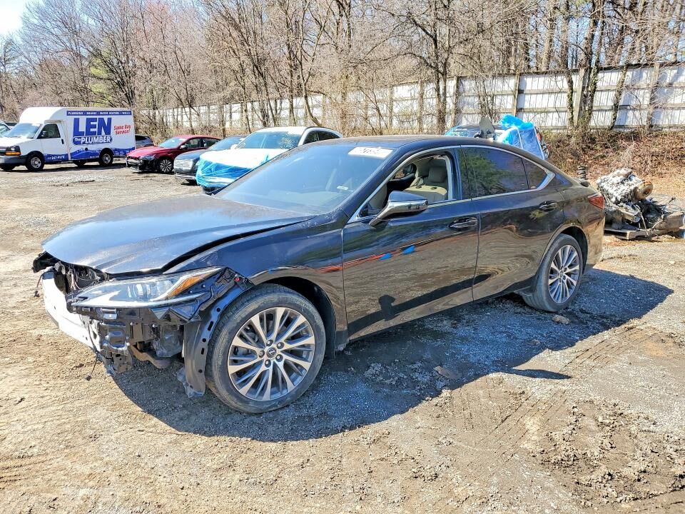 2021 LEXUS ES