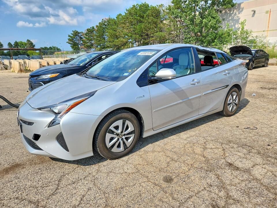 2017 TOYOTA PRIUS