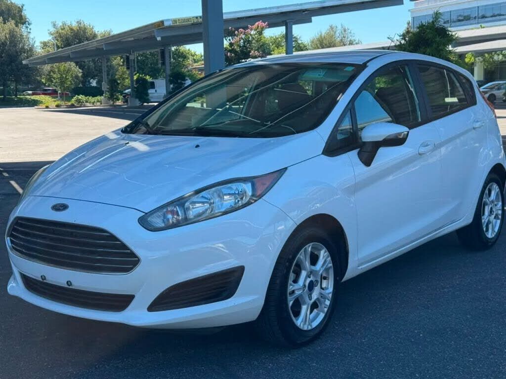 2015 FORD Fiesta