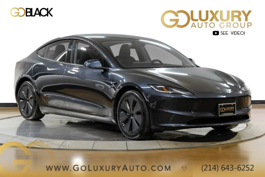 2024 TESLA Model 3