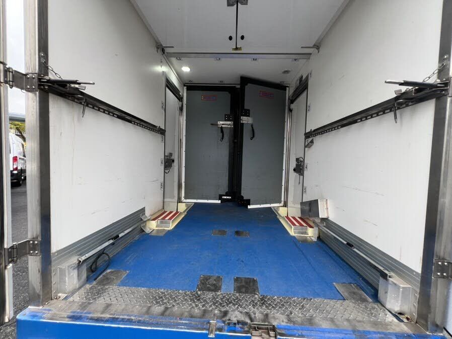 2022 FORD Transit