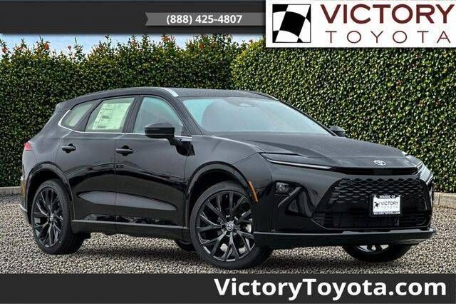 2026 TOYOTA Crown Signia