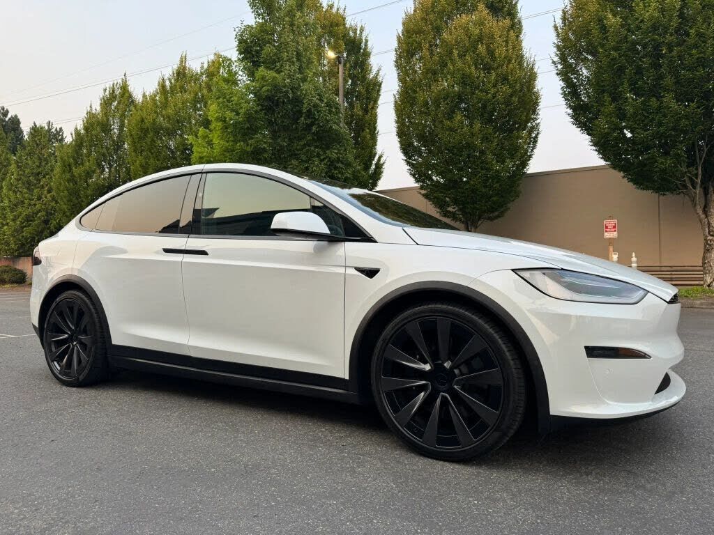 2023 TESLA Model X