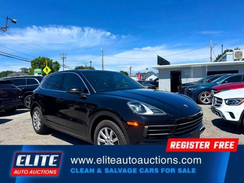 2019 PORSCHE Cayenne