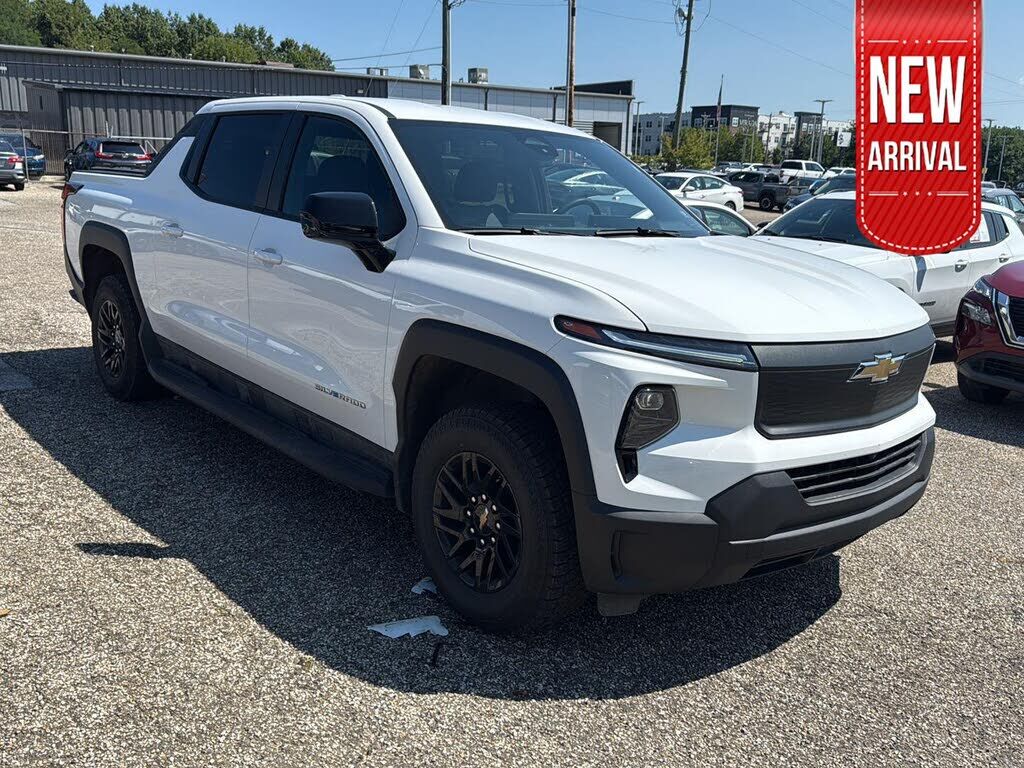2024 CHEVROLET Silverado EV