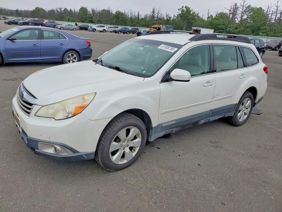 2012 SUBARU Outback