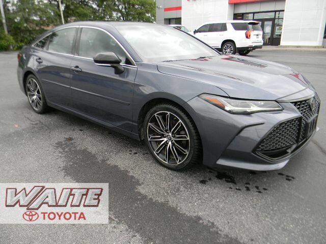 2019 TOYOTA Avalon