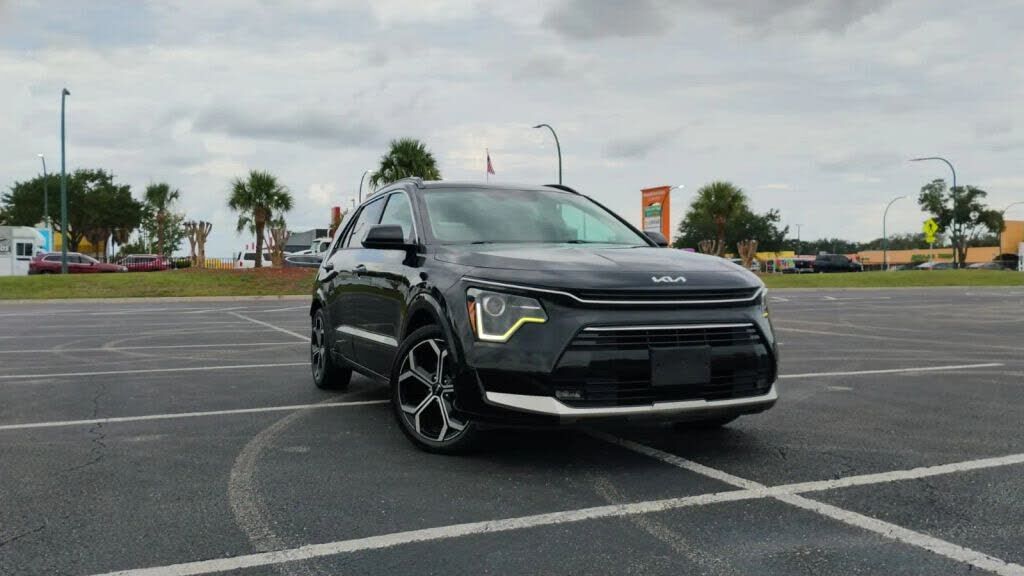 2023 KIA Niro