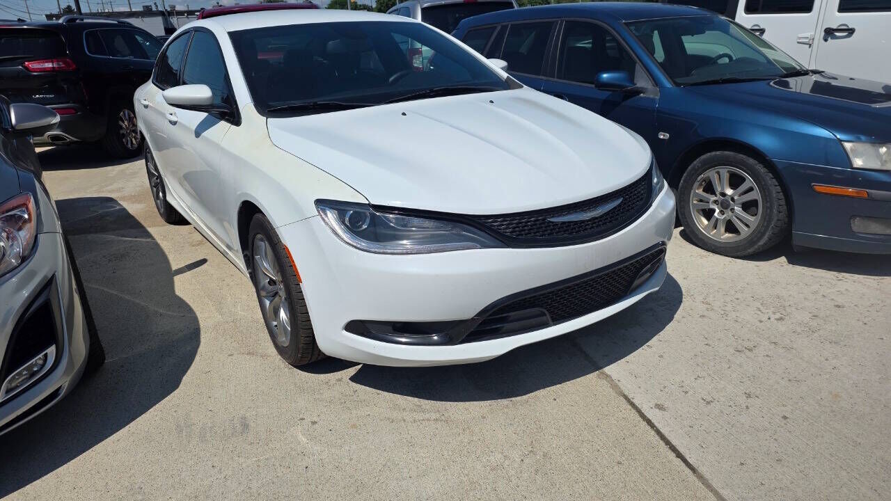 2015 CHRYSLER 200