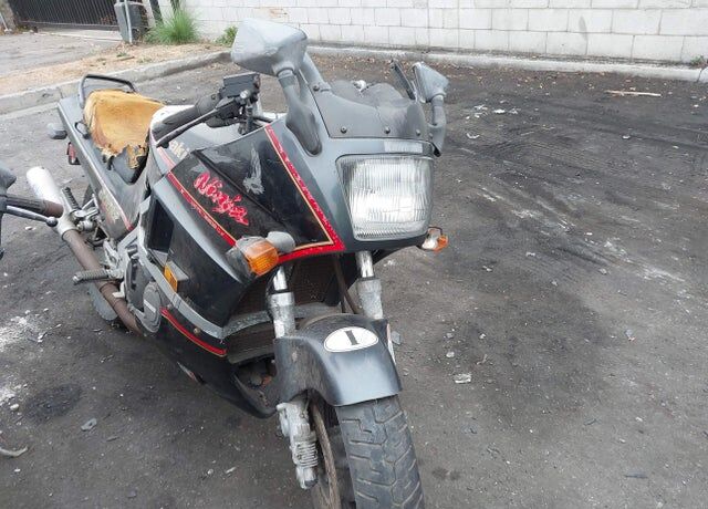 1987 KAWASAKI ZX600-B1
