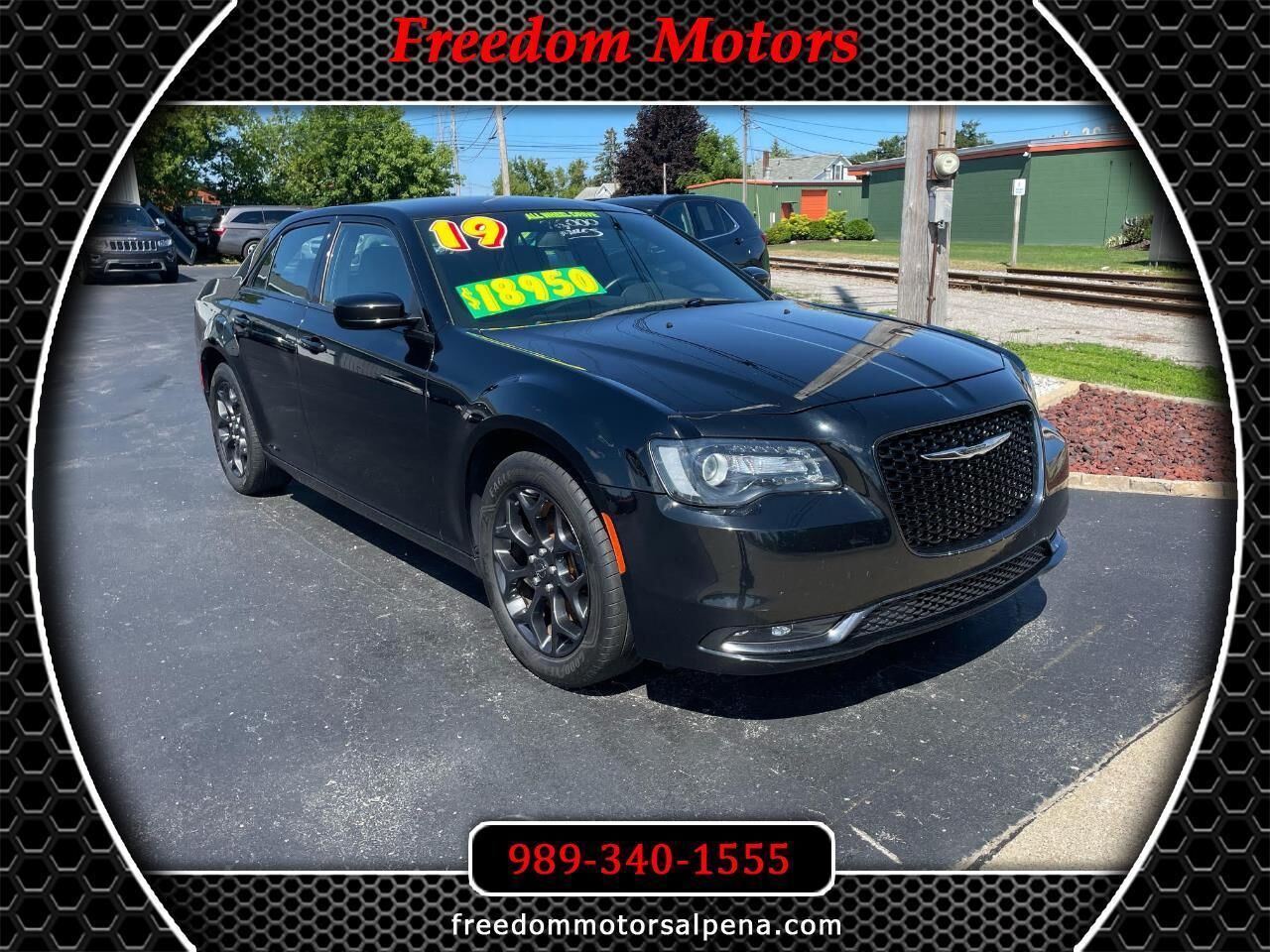 2019 CHRYSLER 300