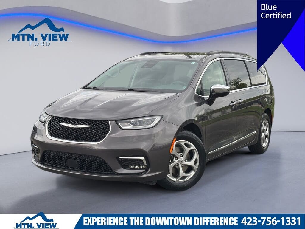 2023 CHRYSLER Pacifica