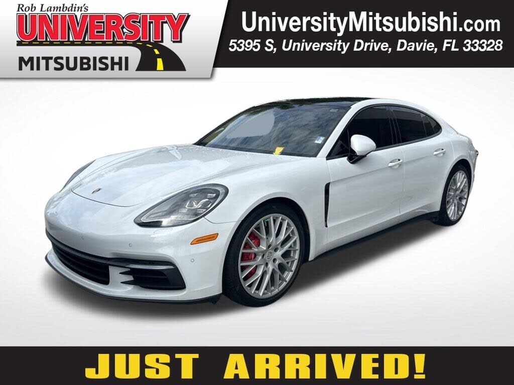 2018 PORSCHE Panamera