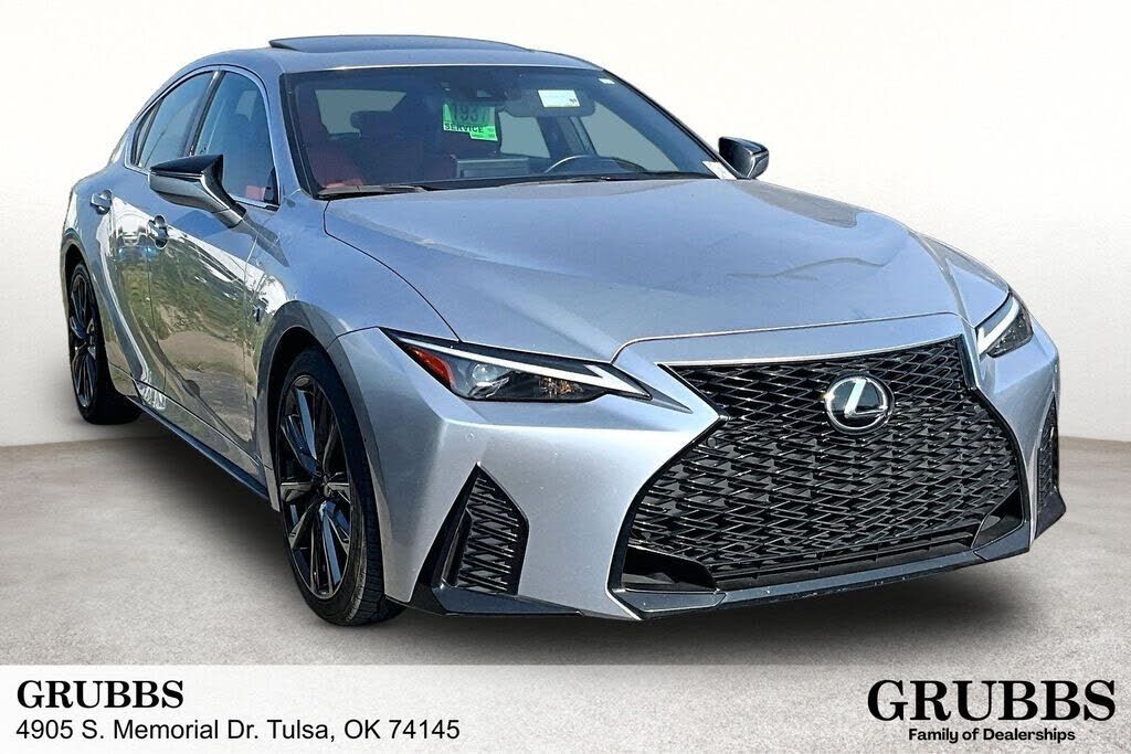 2023 LEXUS IS