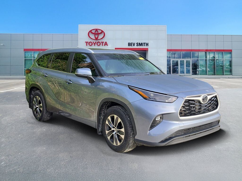 2024 TOYOTA Highlander