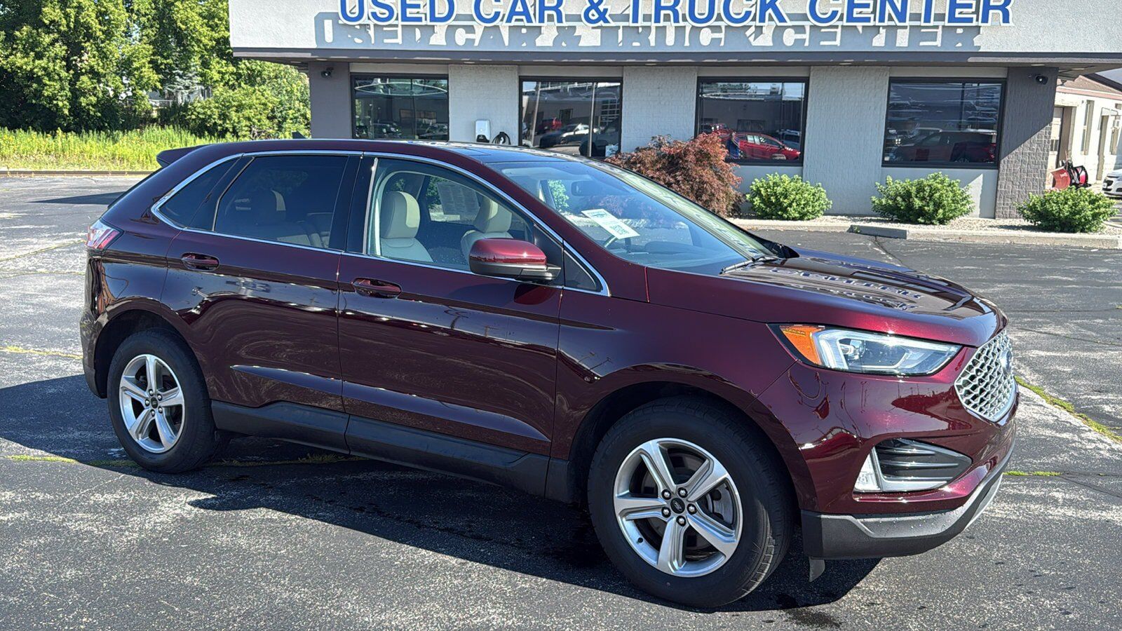 2023 FORD Edge