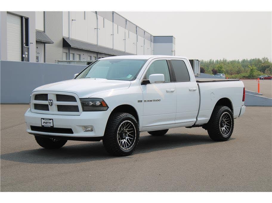 2011 DODGE Ram