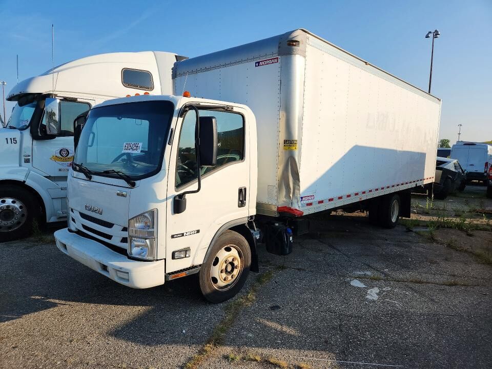 2017 ISUZU NQR/NRR