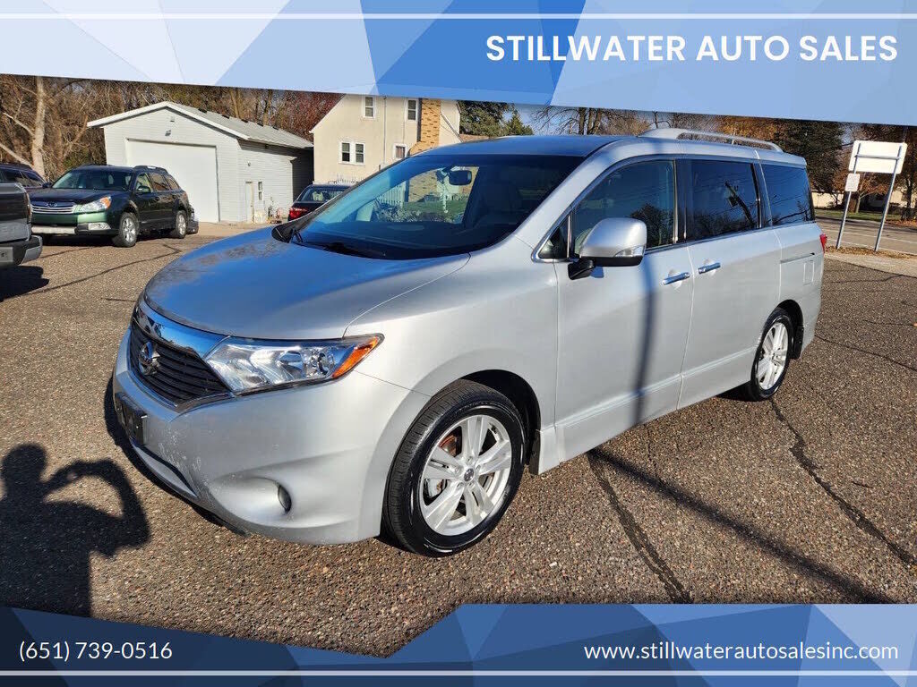 2016 NISSAN Quest
