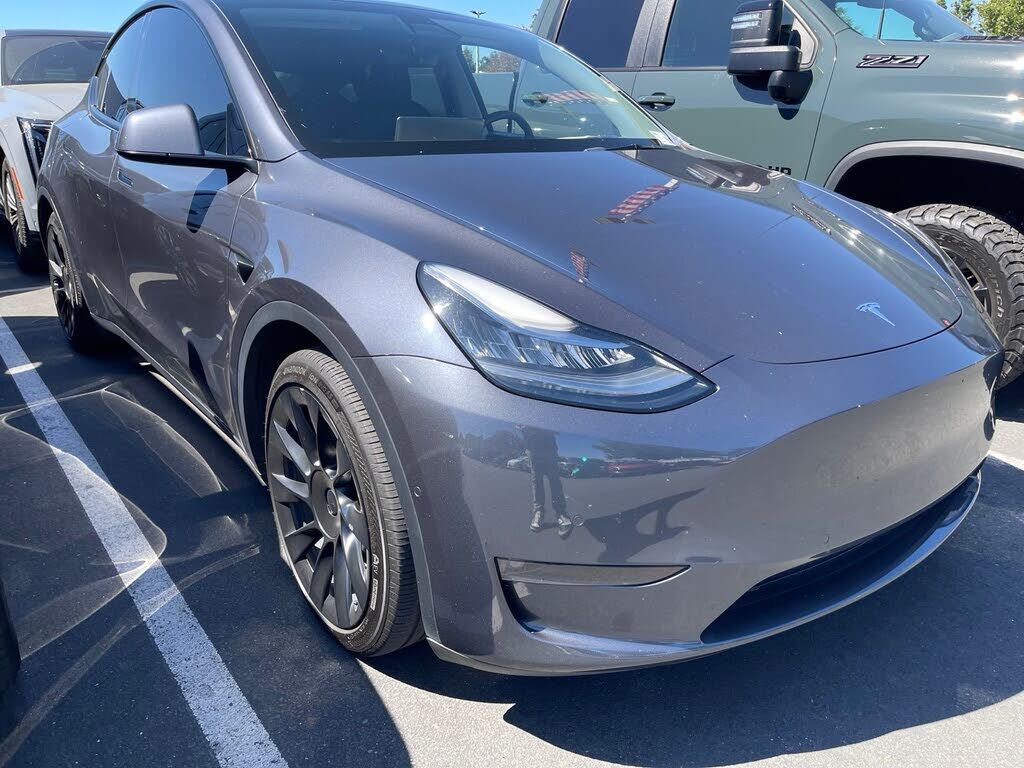 2021 TESLA Model Y