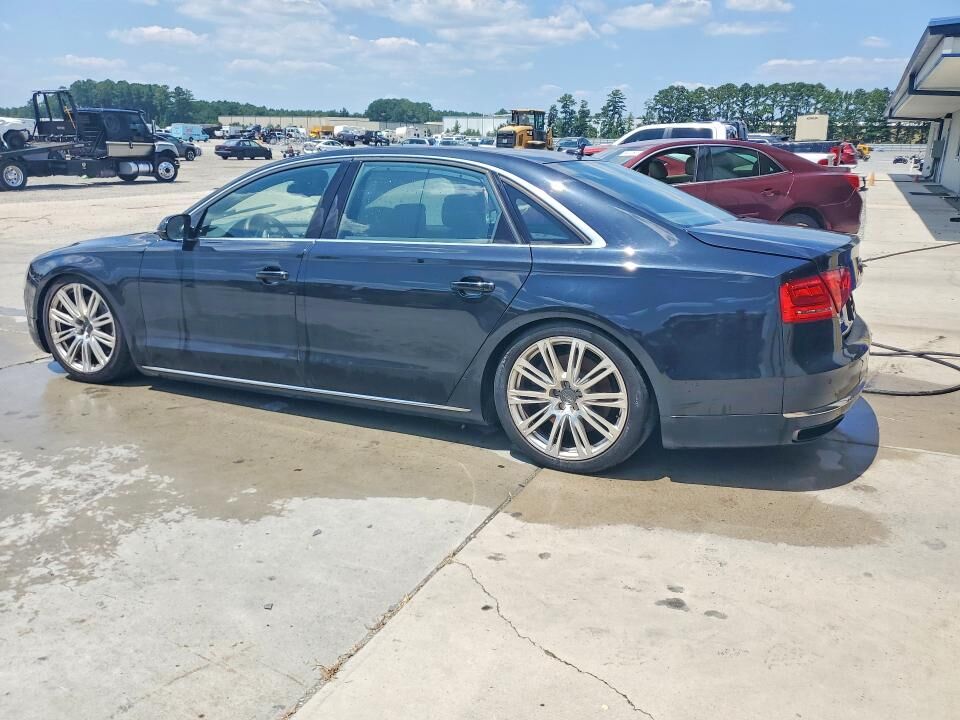 2013 AUDI A8