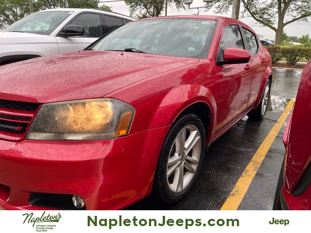 2013 DODGE Avenger