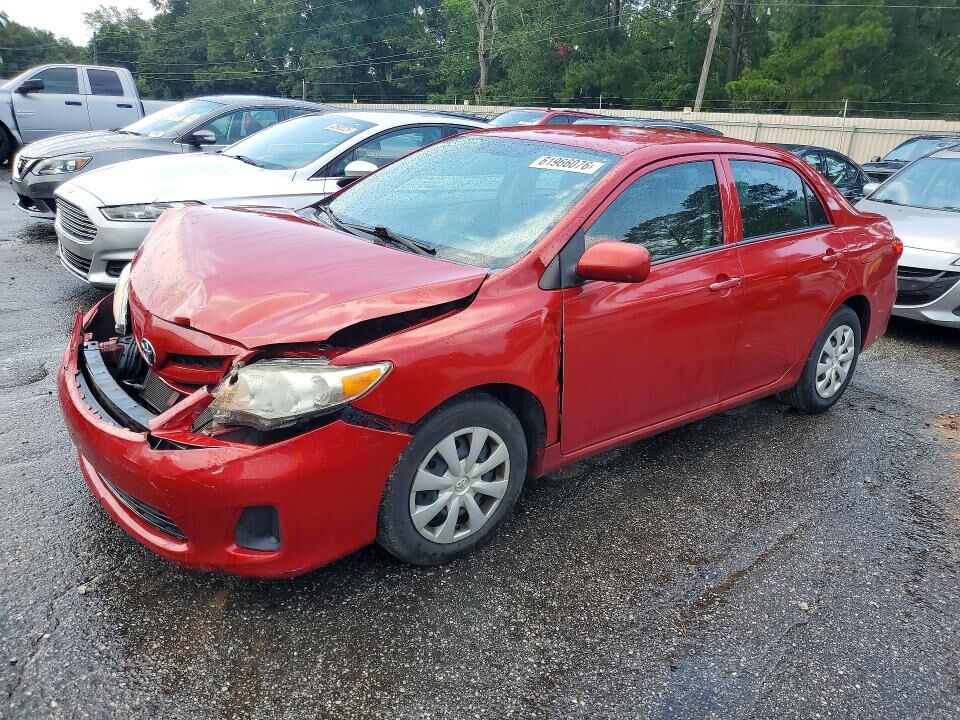 2013 TOYOTA Corolla