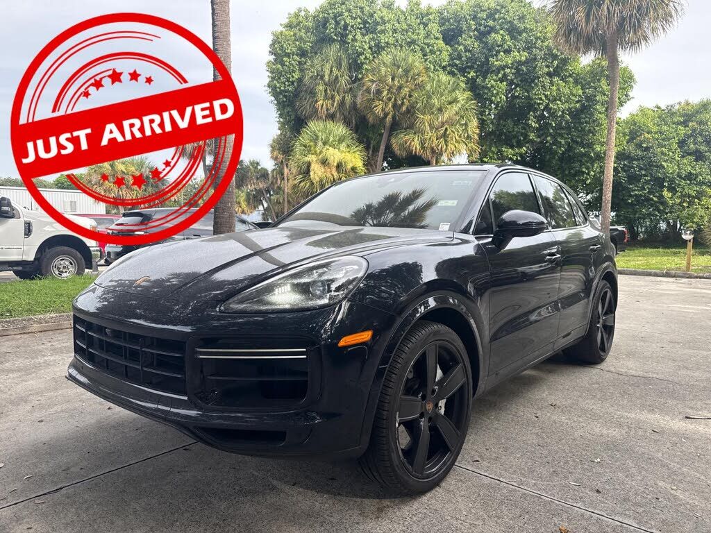 2019 PORSCHE Cayenne