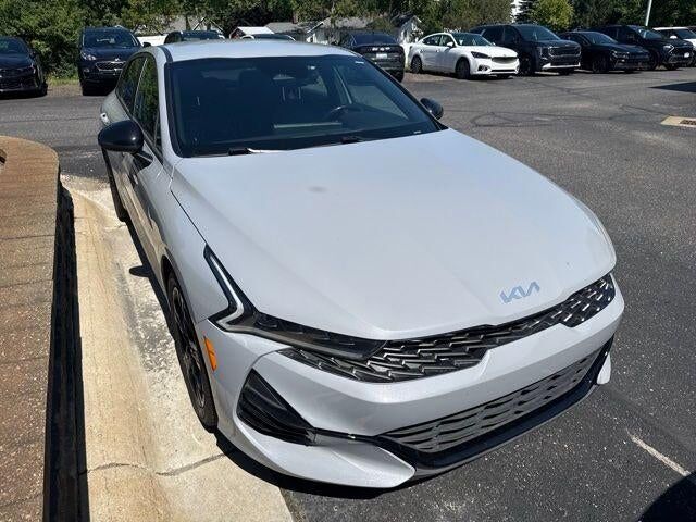 2022 KIA K5