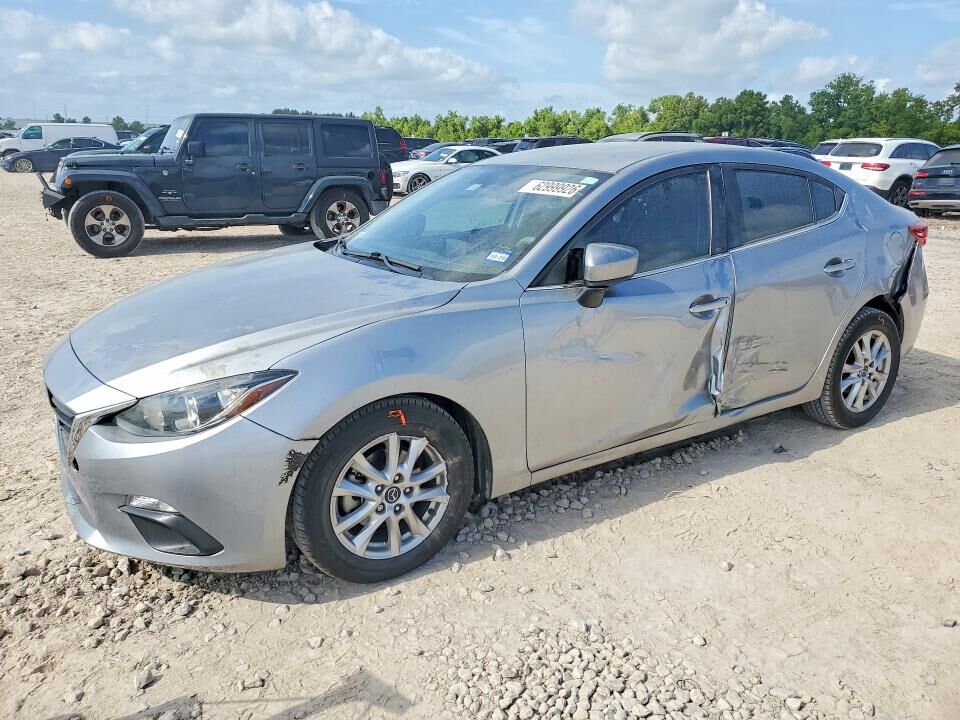 2016 MAZDA Mazda3