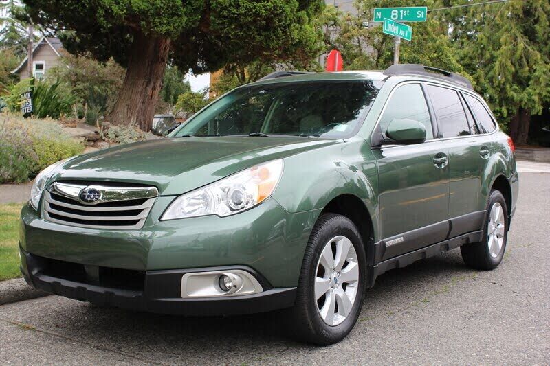 2012 SUBARU Outback