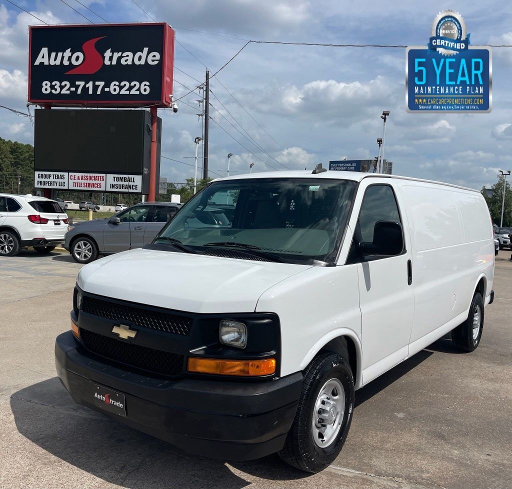 2017 CHEVROLET Express