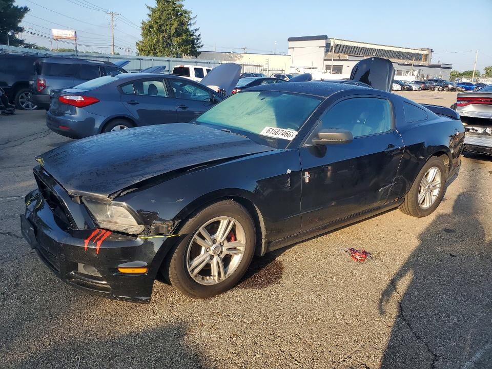 2013 FORD Mustang