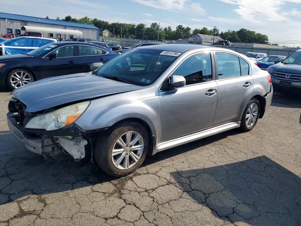 2011 SUBARU Legacy