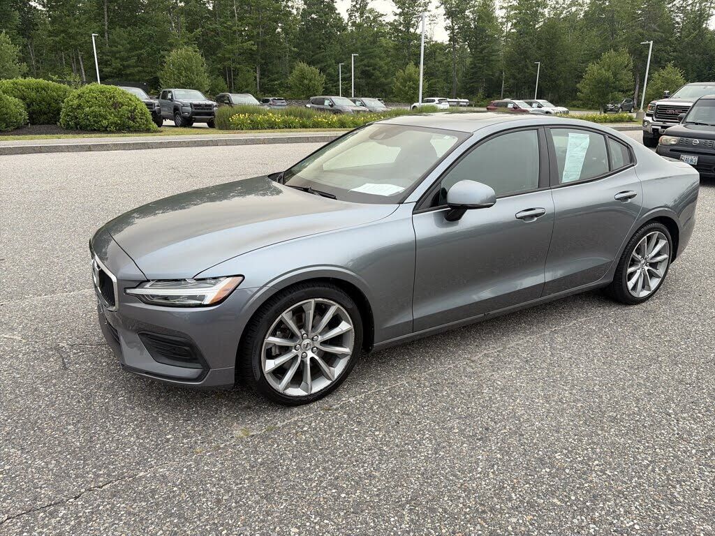 2020 VOLVO S60