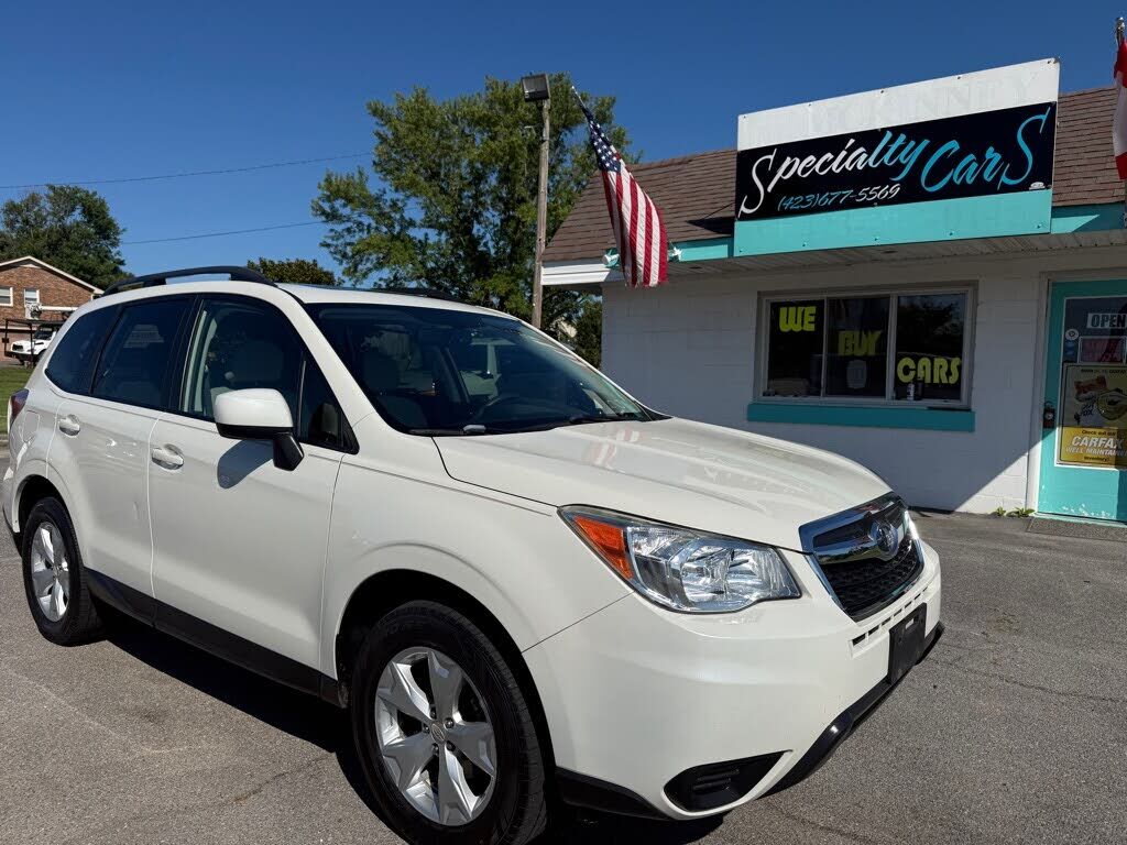 2016 SUBARU Forester