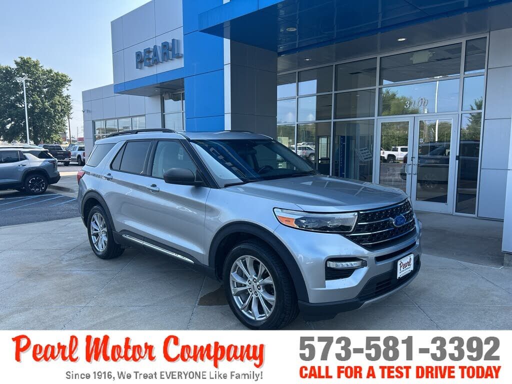 2021 FORD Explorer
