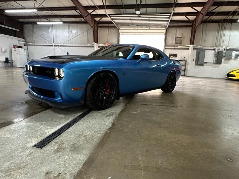 2016 DODGE Challenger