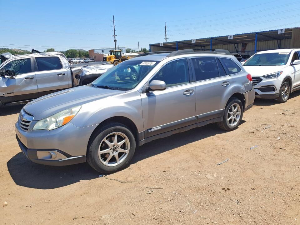 2011 SUBARU Outback