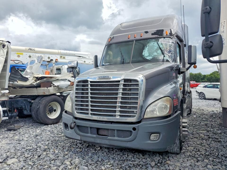 2013 FREIGHTLINER Cascadia
