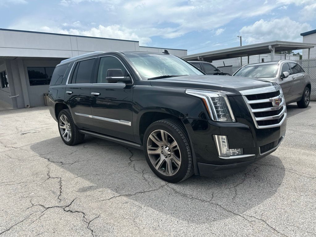 2017 CADILLAC Escalade