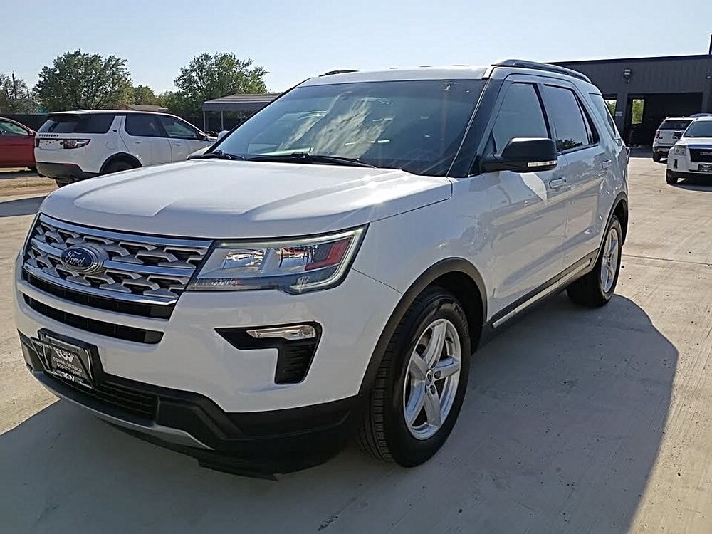 2019 FORD Explorer