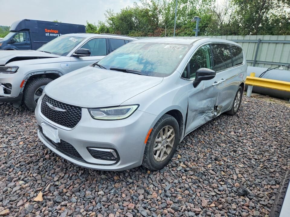 2024 CHRYSLER Pacifica