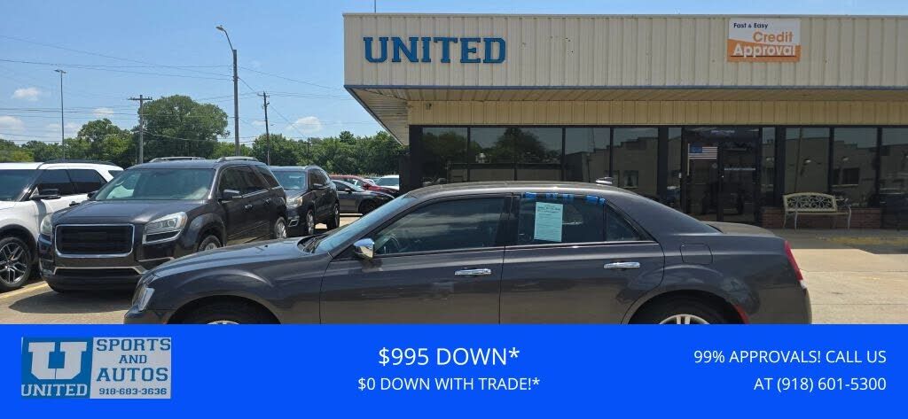 2016 CHRYSLER 300