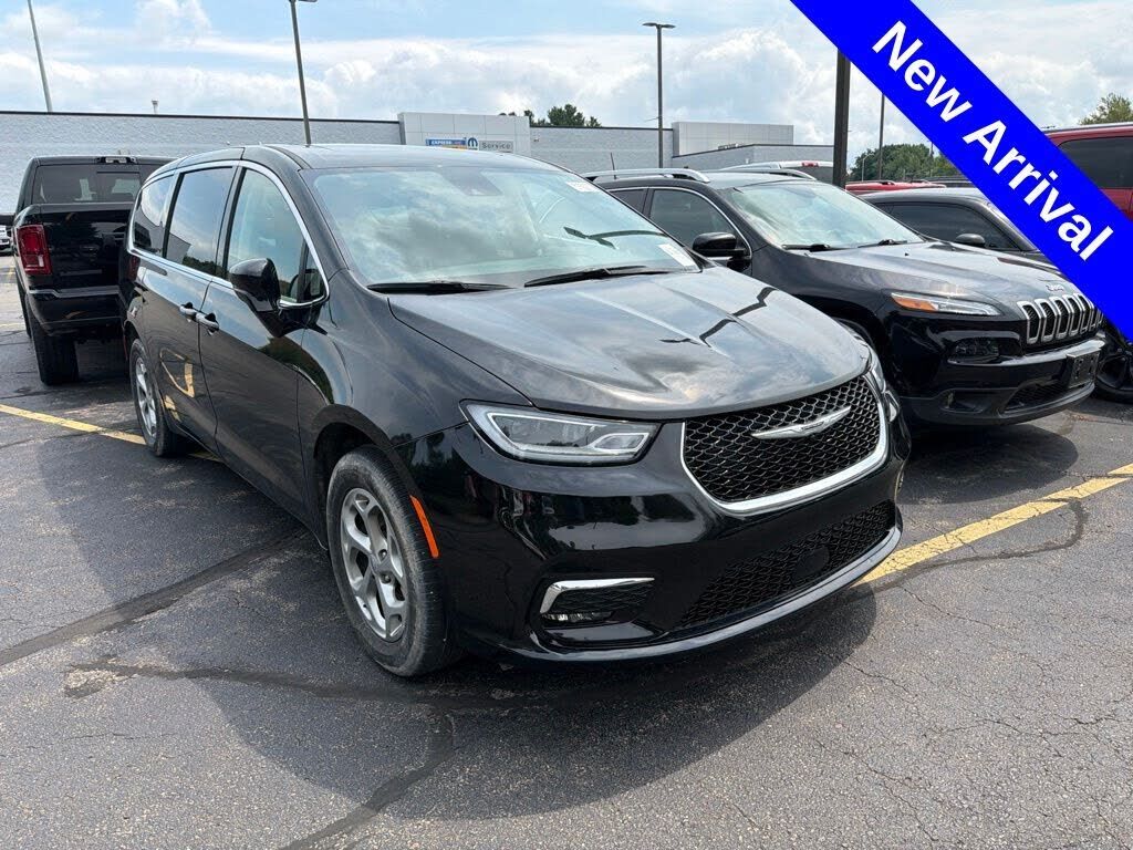 2024 CHRYSLER Pacifica