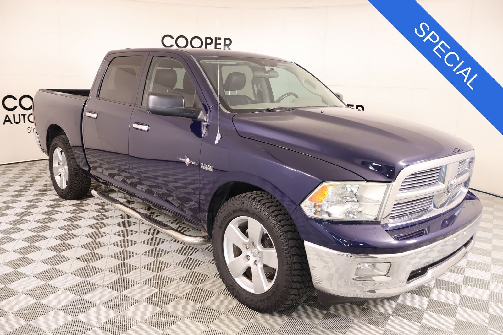 2012 DODGE Ram