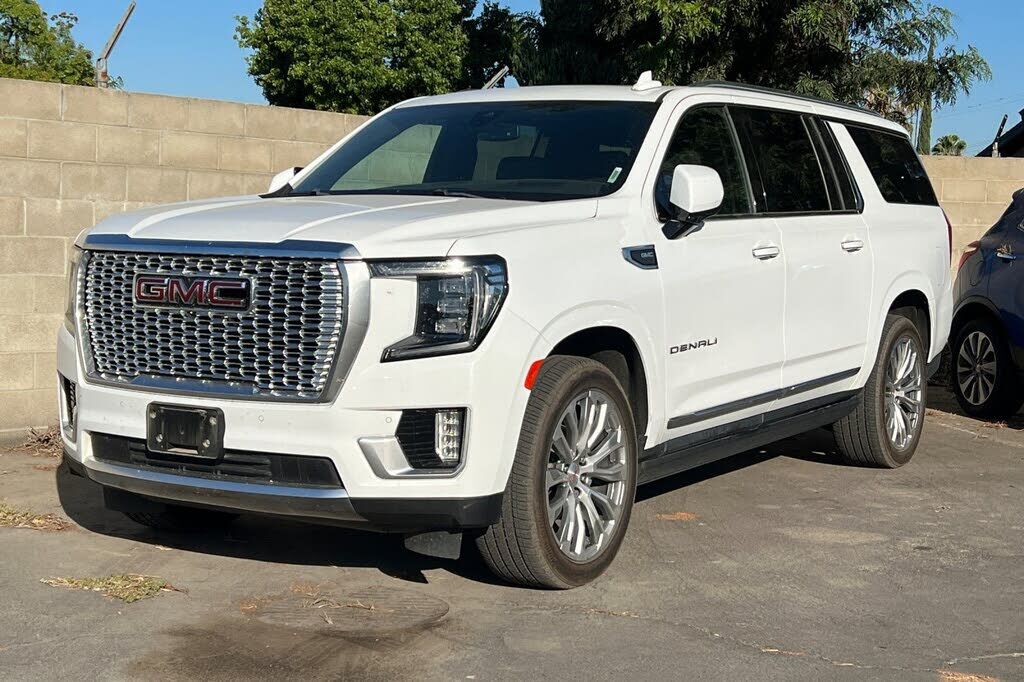 2022 GMC Yukon XL