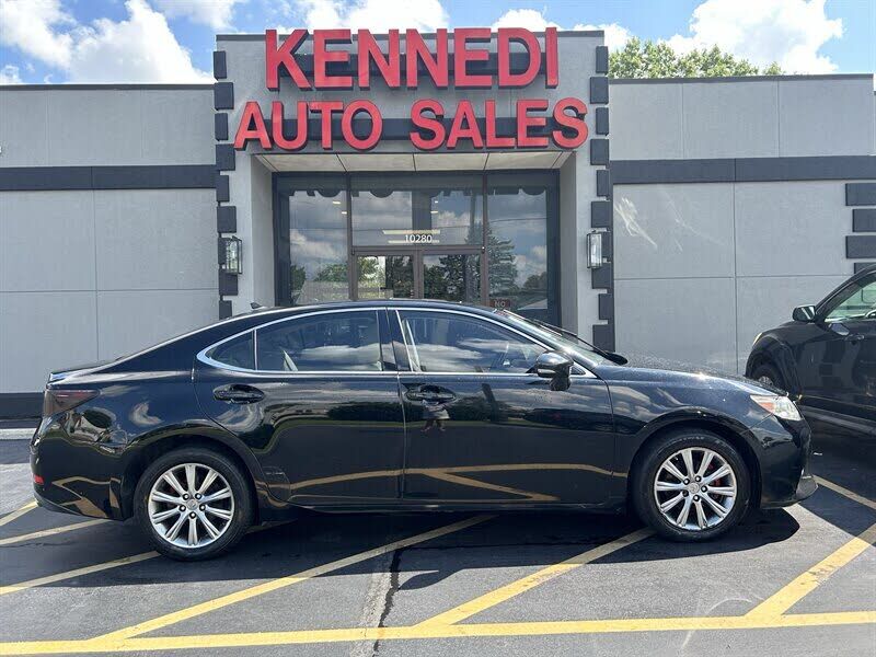 2014 LEXUS ES